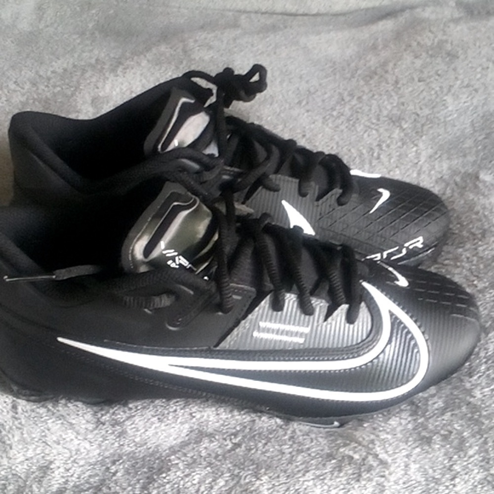 NWT Nike FOOTBALL Cleats Vapor Edge Black Size 8 #Gift